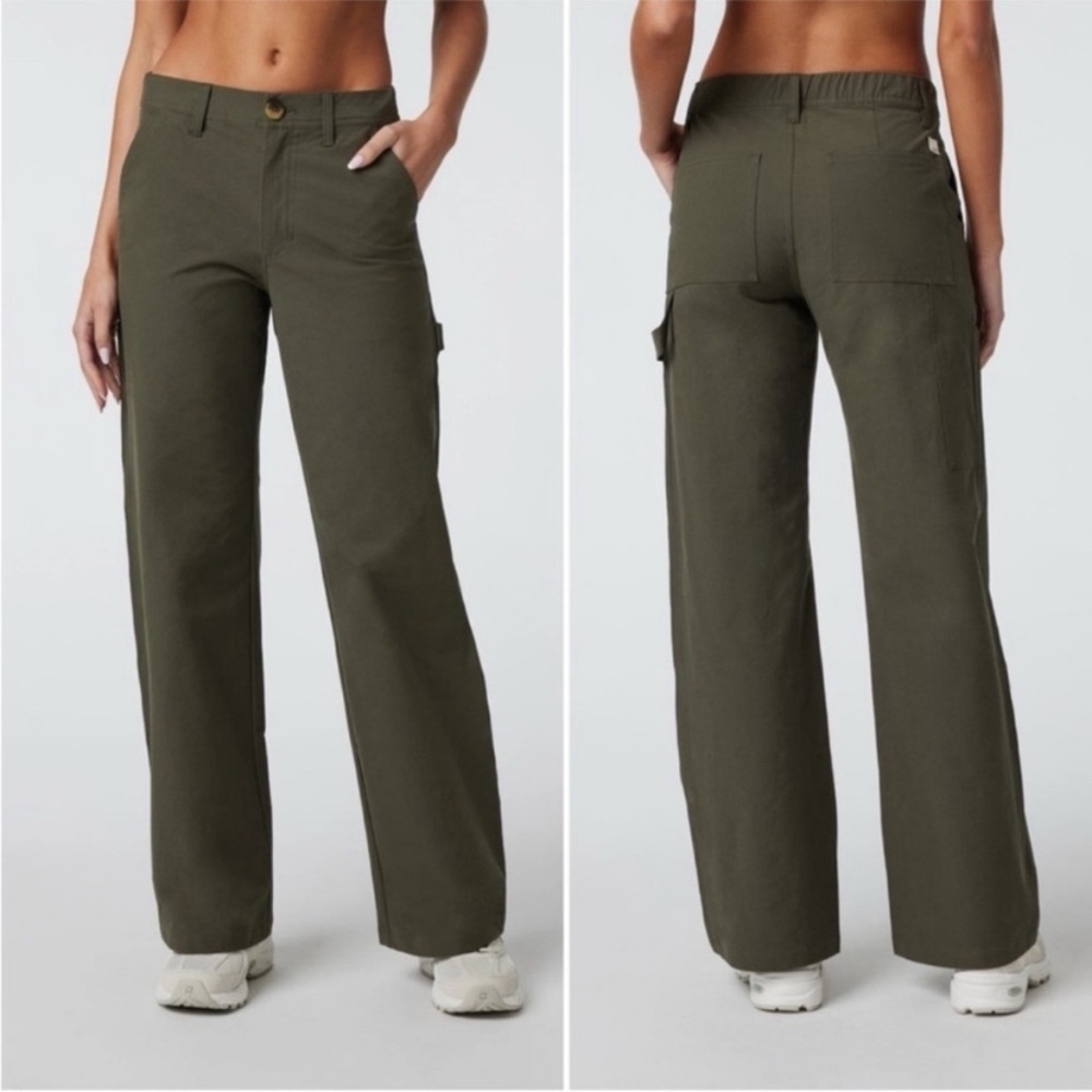 *LIKE NEW* Vuori Getaway‎ Pant, dark oregano green, size S